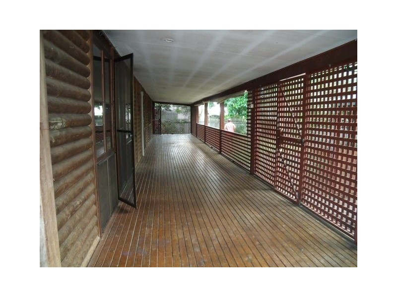 5 Carbeen Close, Holloways Beach QLD 4878