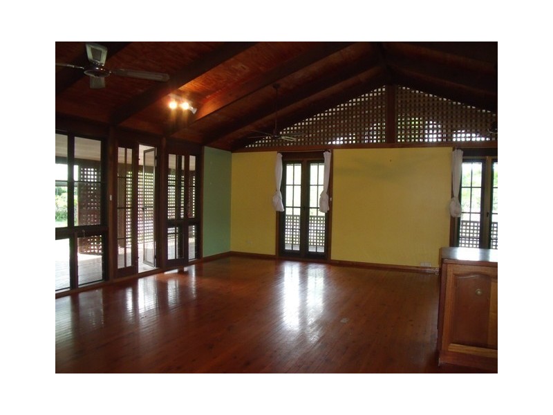 5 Carbeen Close, Holloways Beach QLD 4878
