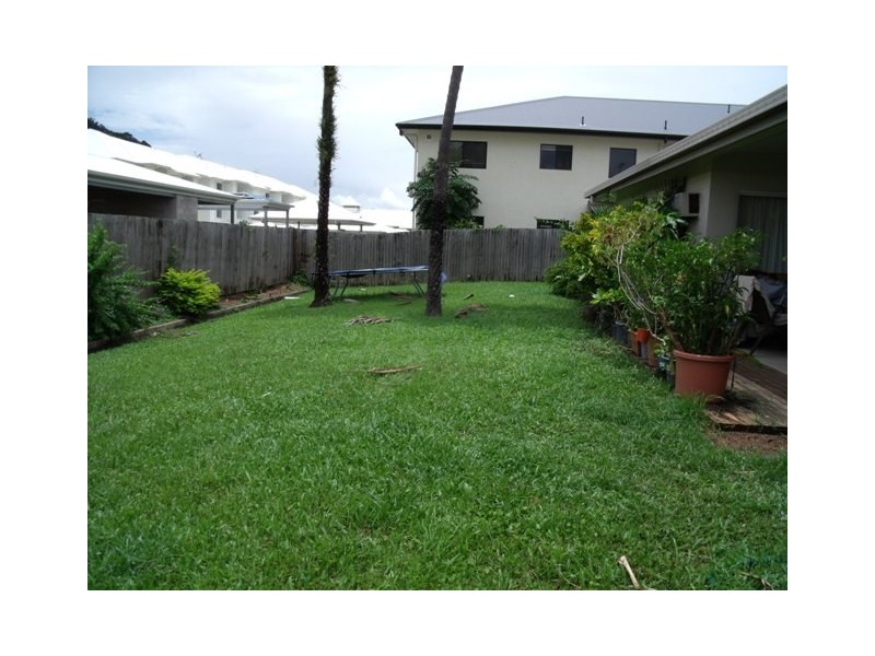2/14 Oyster Court, Trinity Beach QLD 4879