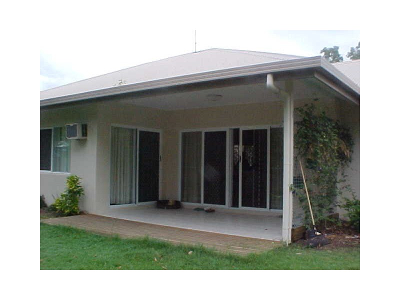 2/14 Oyster Court, Trinity Beach QLD 4879