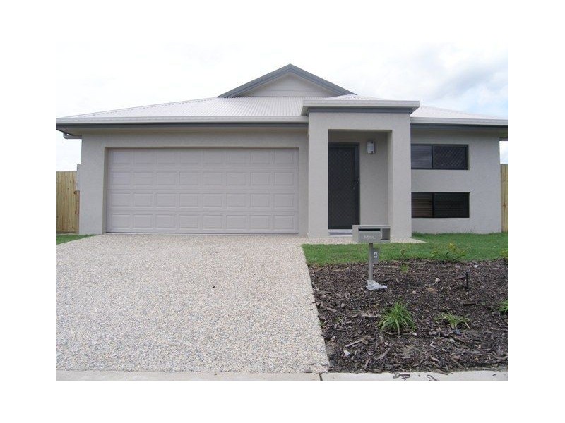 10 Liontown Way, Trinity Park QLD 4879