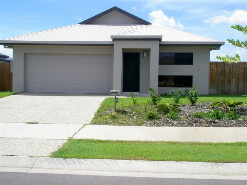 4 Liontown Way, Trinity Park QLD 4879