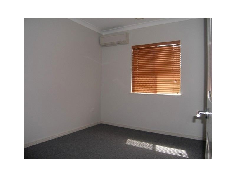 4 Liontown Way, Trinity Park QLD 4879