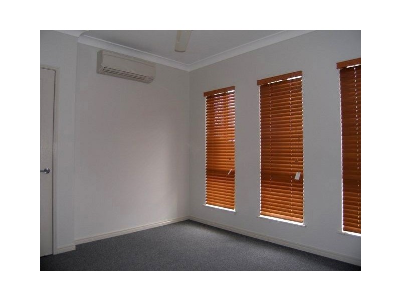 4 Liontown Way, Trinity Park QLD 4879