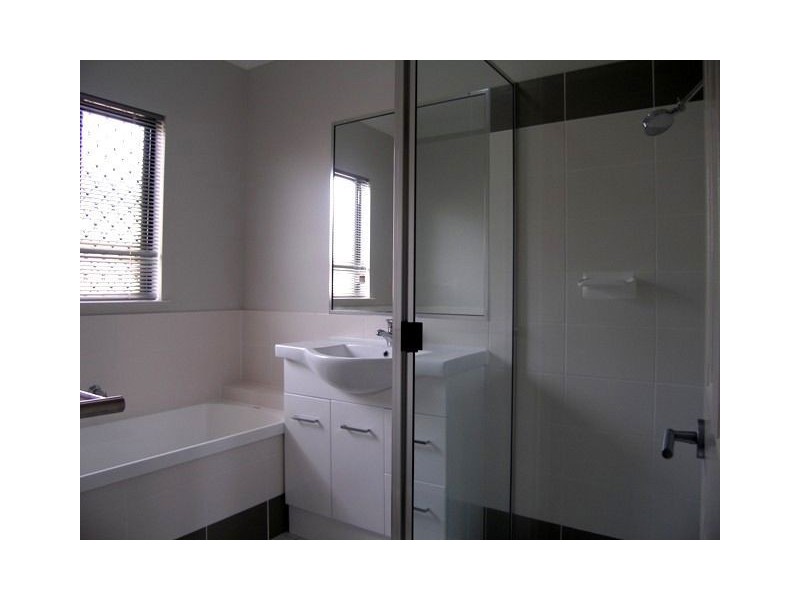 4 Liontown Way, Trinity Park QLD 4879