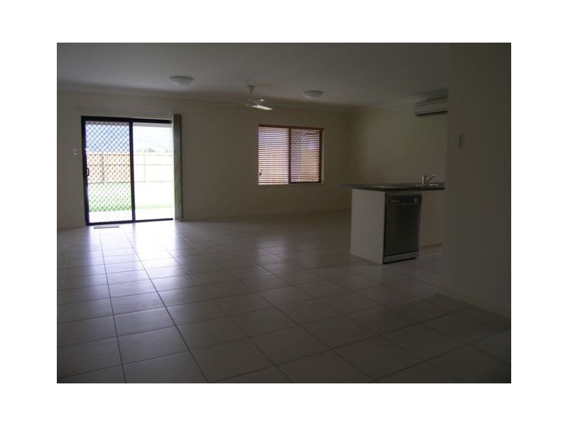 26 Fossilbrook Bend, Trinity Park QLD 4879