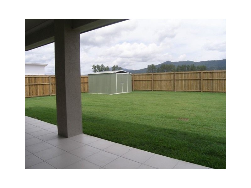 26 Fossilbrook Bend, Trinity Park QLD 4879