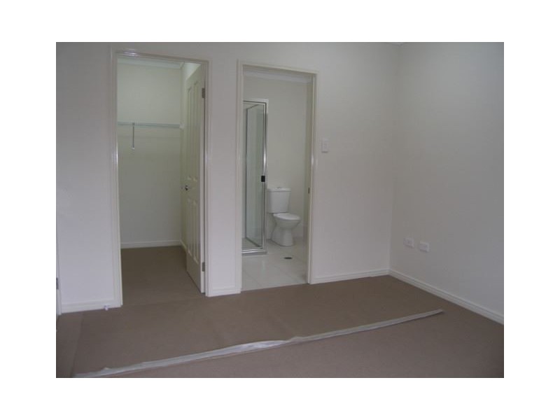 26 Fossilbrook Bend, Trinity Park QLD 4879