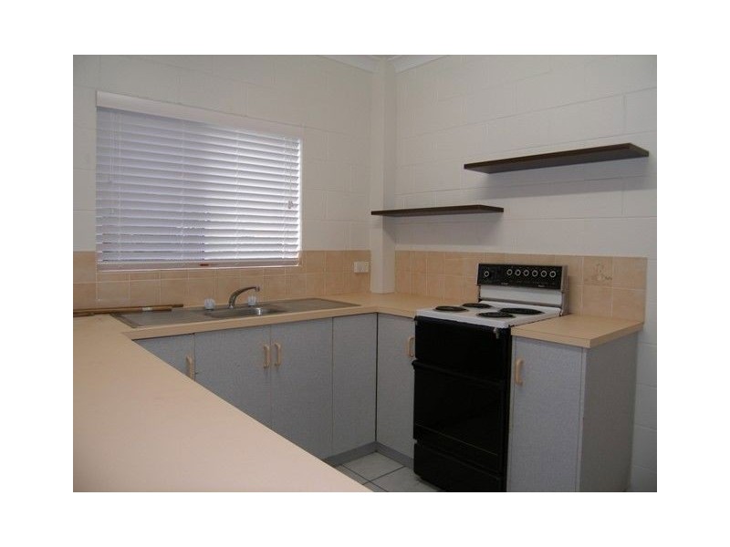 3/527 Varley Street, Yorkeys Knob QLD 4878