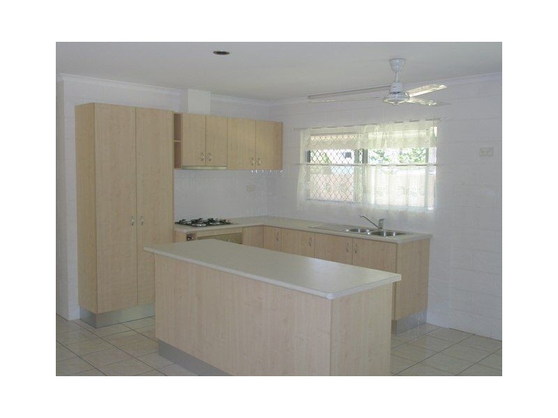 24 Cumberland Avenue, Smithfield QLD 4878