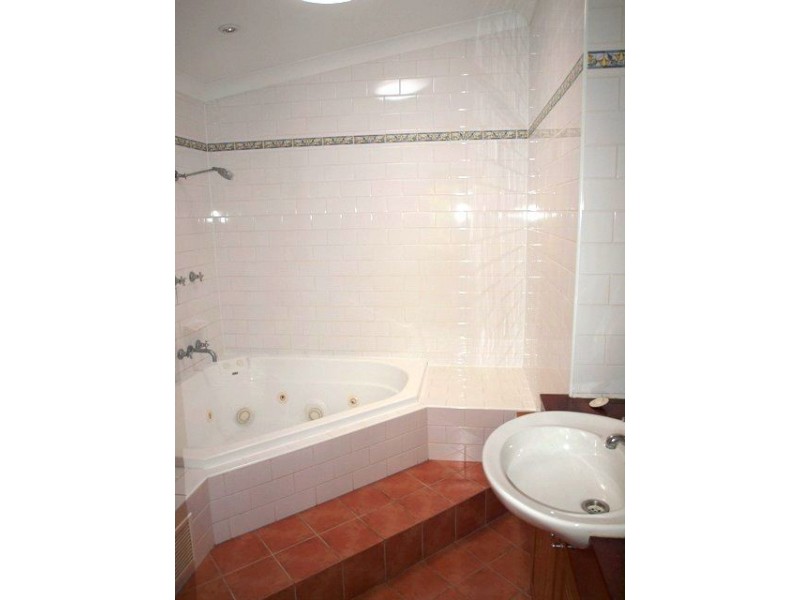 35 Yurongi Street, Caravonica QLD 4878