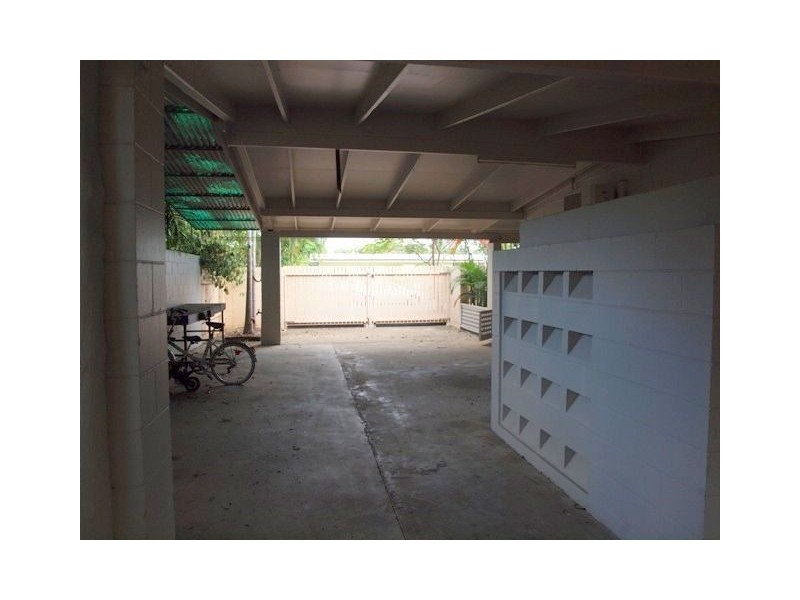 35 Yurongi Street, Caravonica QLD 4878