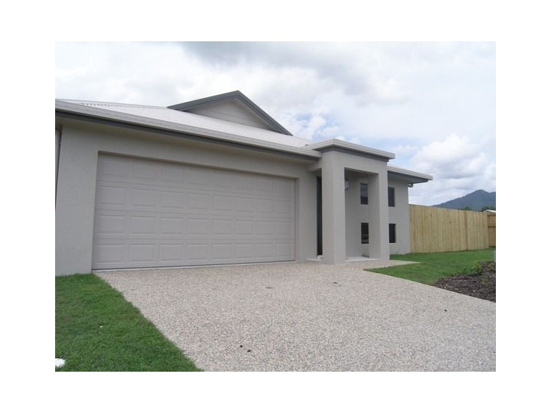 10 Liontown Way, Trinity Park QLD 4879