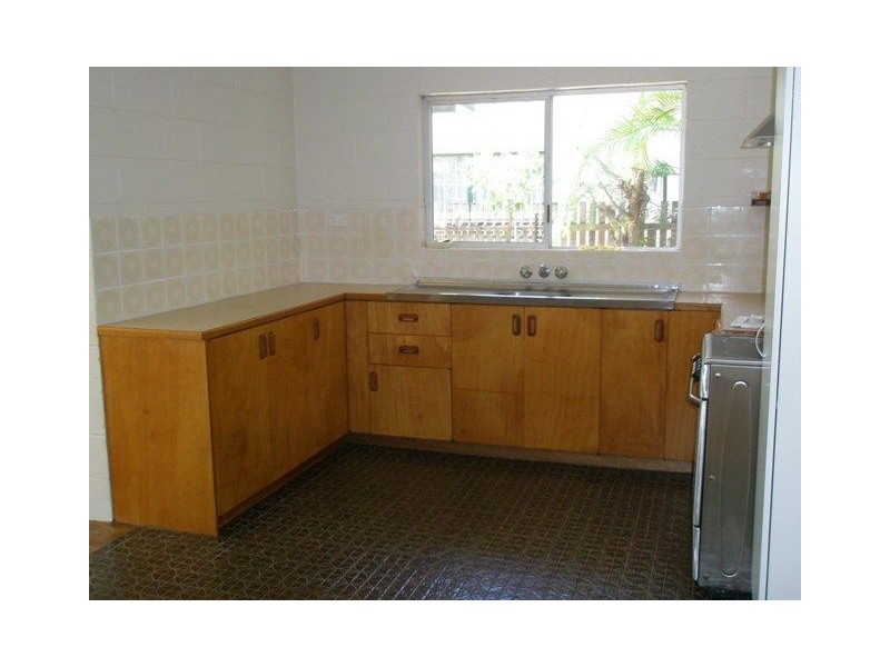 2/15 Par street, Yorkeys Knob QLD 4878
