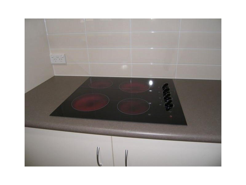 3 Chandra Close, Redlynch QLD 4870