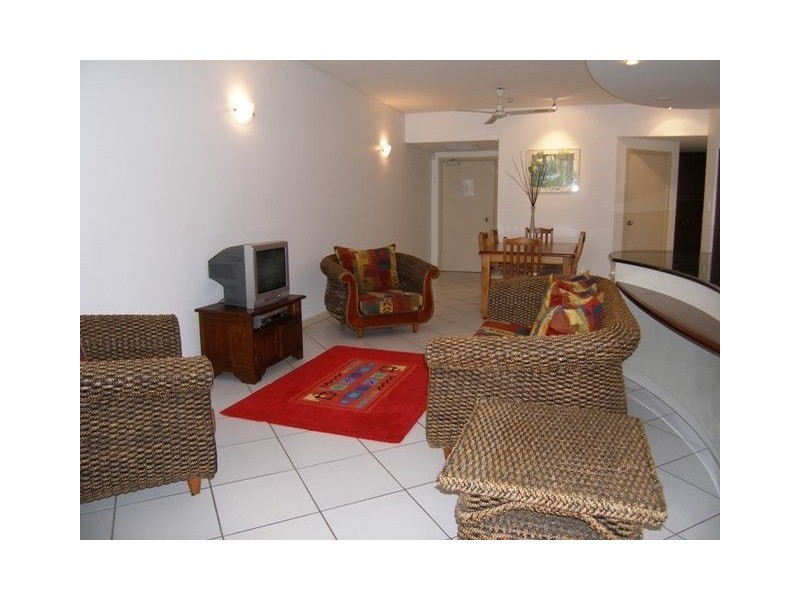 3/2 Deauville Close, Yorkeys Knob QLD 4878