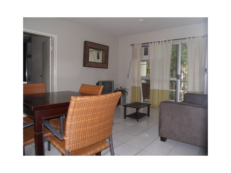 8/67-69 Moore Street, Trinity Beach QLD 4879