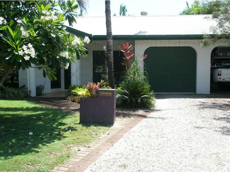 50 Cunningham St, Yorkeys Knob QLD 4878