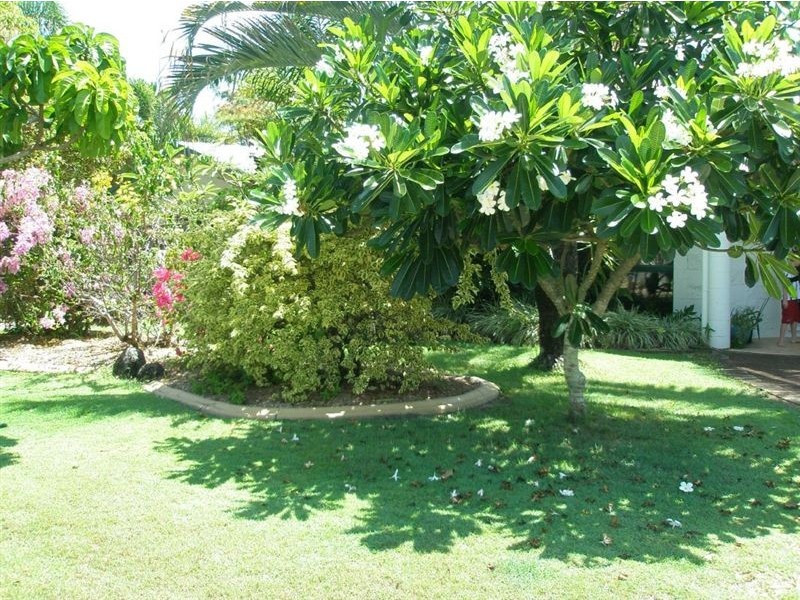 50 Cunningham St, Yorkeys Knob QLD 4878