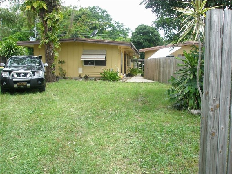 58 Best Street, Yorkeys Knob QLD 4878