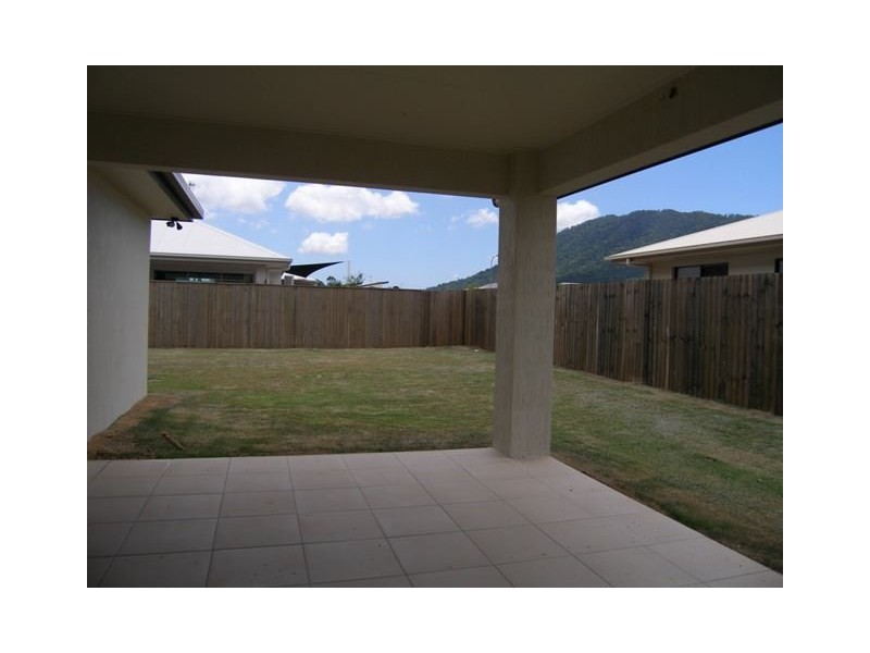 35 Huntley, Redlynch QLD 4870