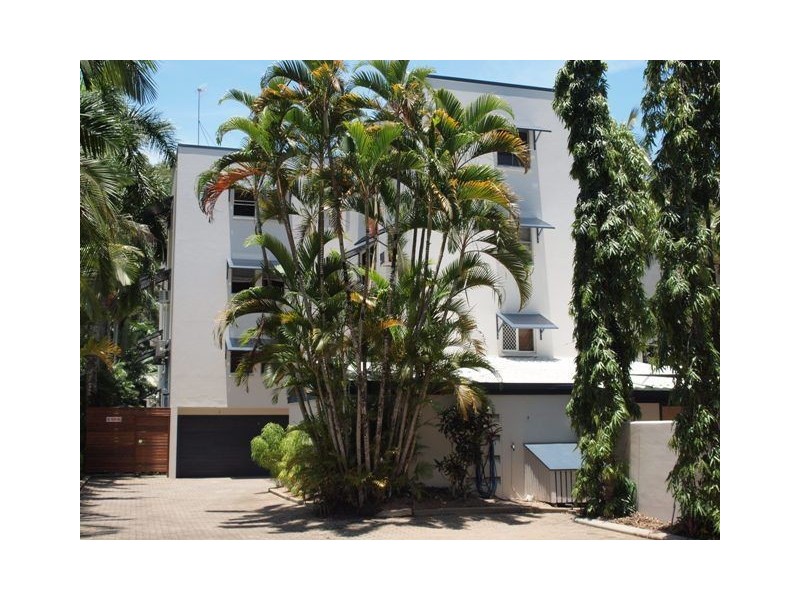 5/6 Deauville Close, Yorkeys Knob QLD 4878