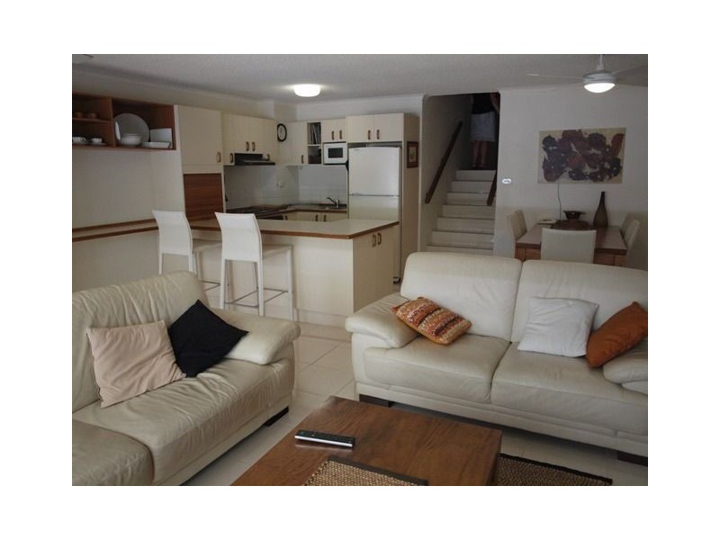 5/6 Deauville Close, Yorkeys Knob QLD 4878