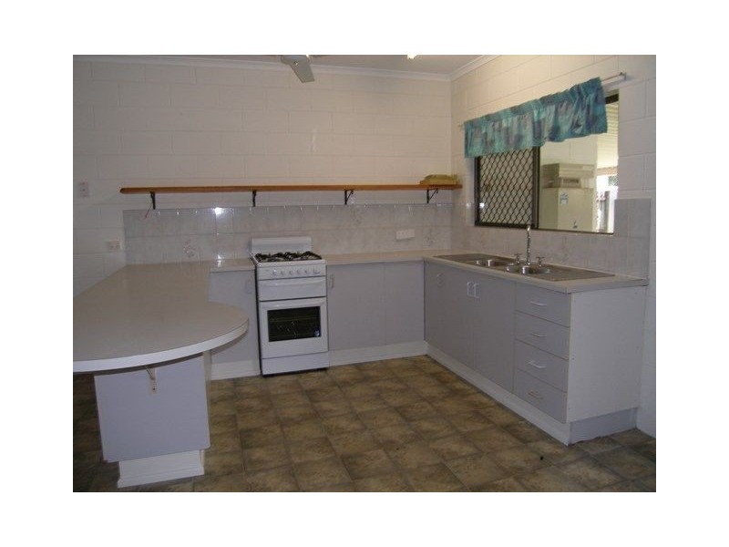 17 Longden Street, Brinsmead QLD 4870