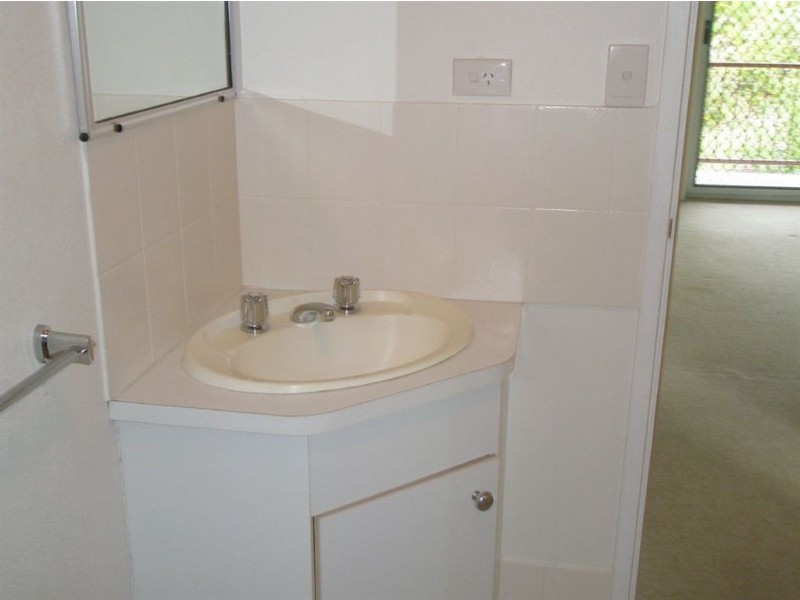 1/28 Fairweather Street, Yorkeys Knob QLD 4878