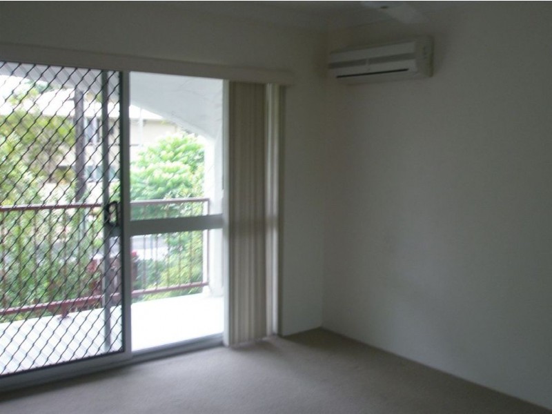 1/28 Fairweather Street, Yorkeys Knob QLD 4878