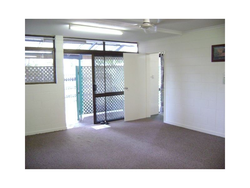 13/20-24 Palm Street, Holloways Beach QLD 4878