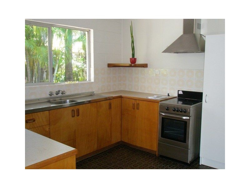 2/15 Par Street, Yorkeys Knob QLD 4878