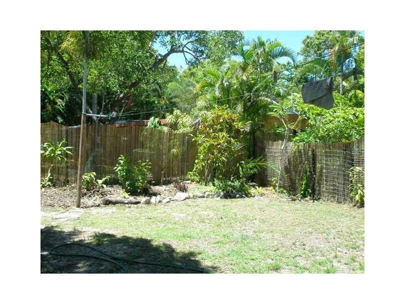 2/15 Par Street, Yorkeys Knob QLD 4878