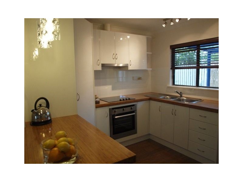 2/14 Narelle Close, Yorkeys Knob QLD 4878