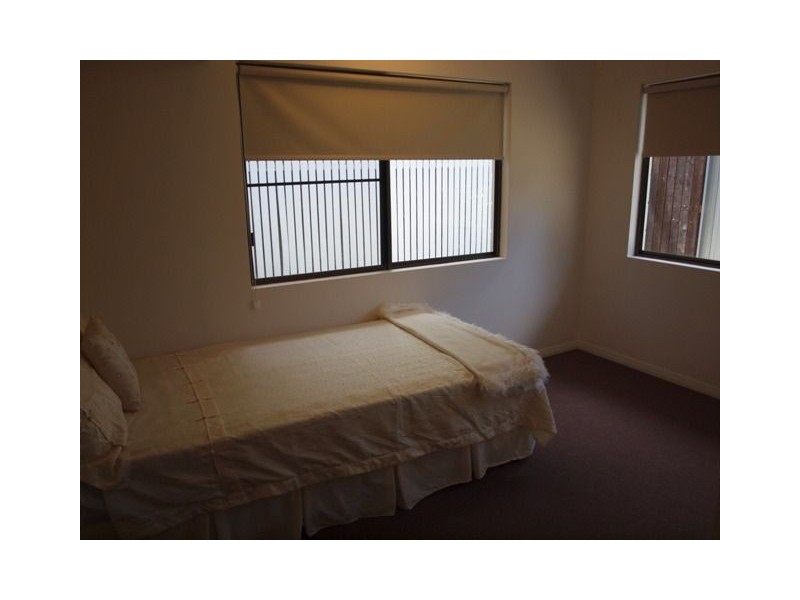 2/14 Narelle Close, Yorkeys Knob QLD 4878