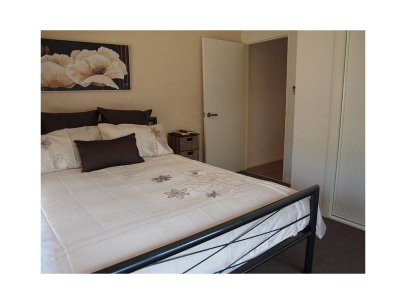 2/14 Narelle Close, Yorkeys Knob QLD 4878