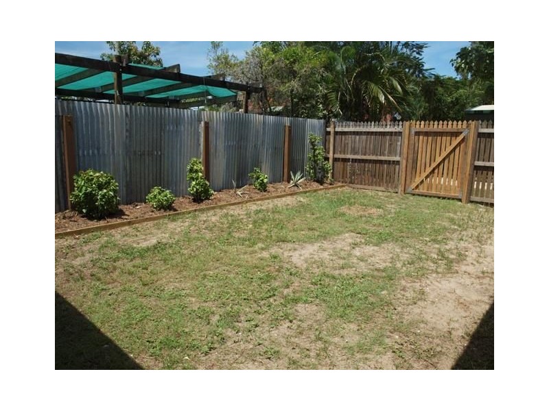 2/14 Narelle Close, Yorkeys Knob QLD 4878