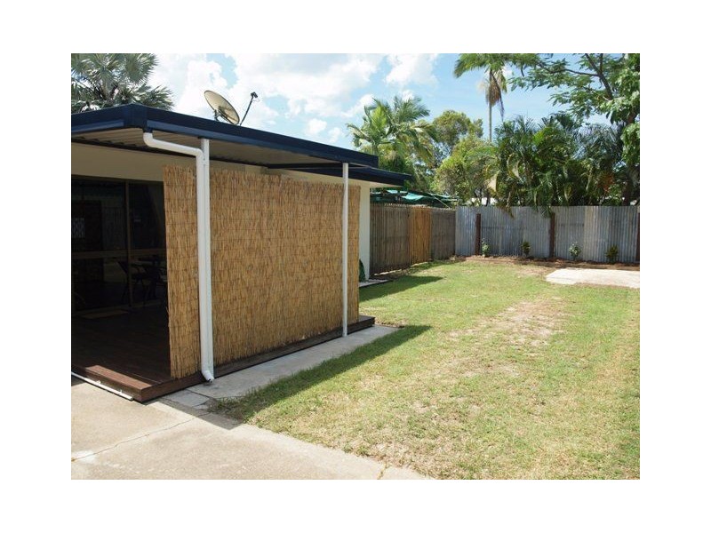 2/14 Narelle Close, Yorkeys Knob QLD 4878