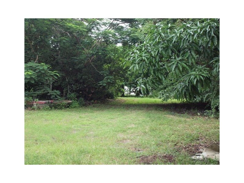 1 Morgan Street, Yorkeys Knob QLD 4878