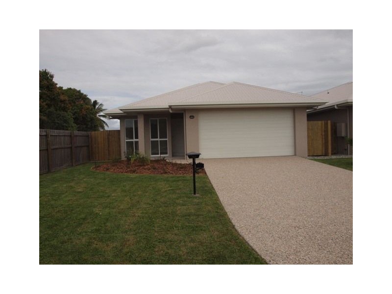 1/24 Chystanthus Street, Trinity Park QLD 4879