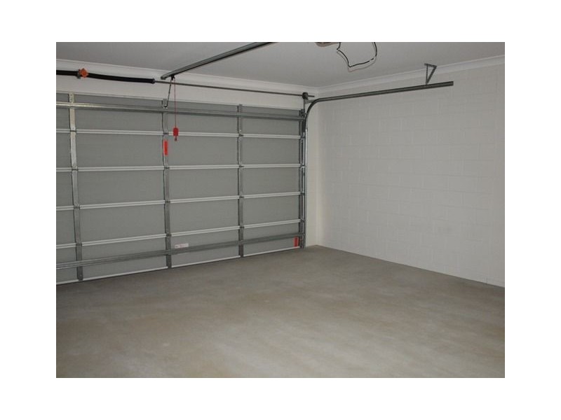 1/24 Chystanthus Street, Trinity Park QLD 4879