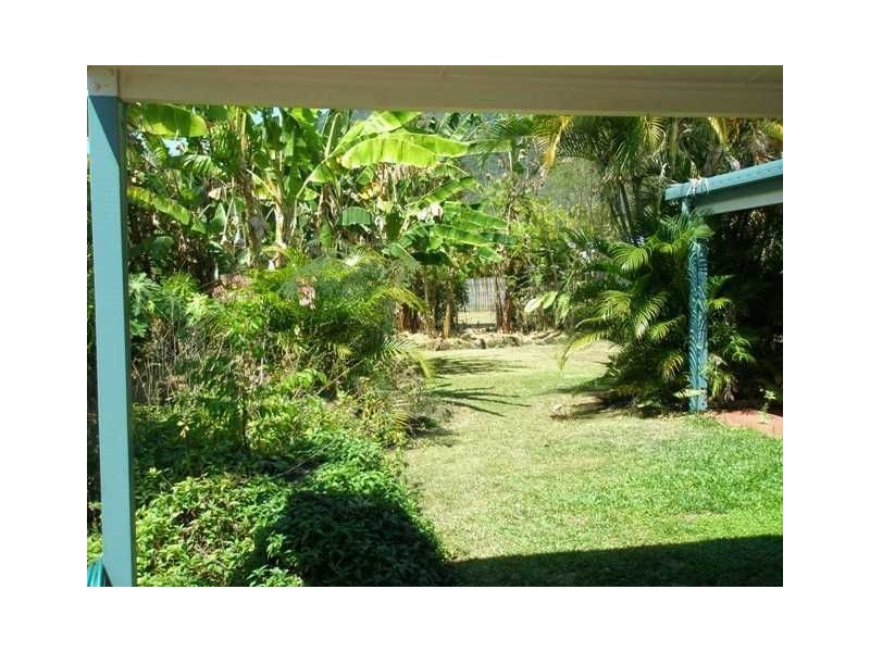 7 Barellan, Caravonica QLD 4878