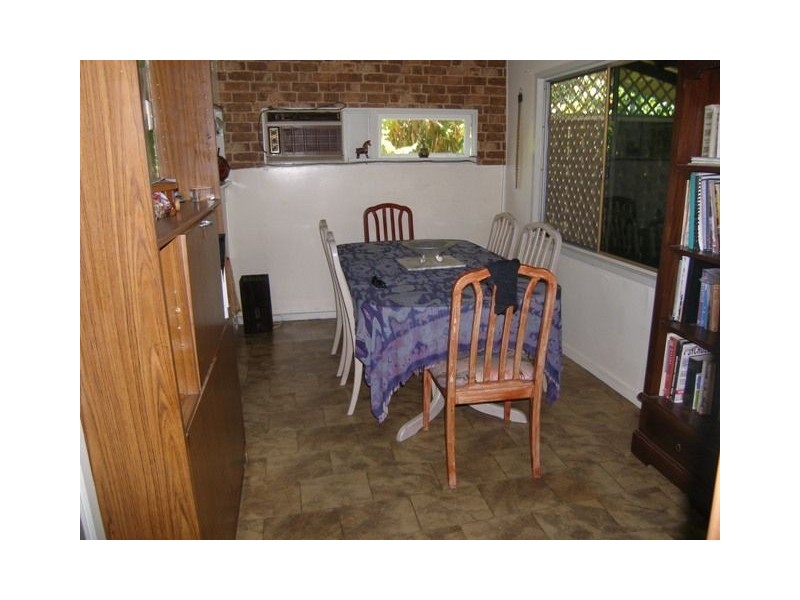 16 Christensen Street, Machans Beach QLD 4878