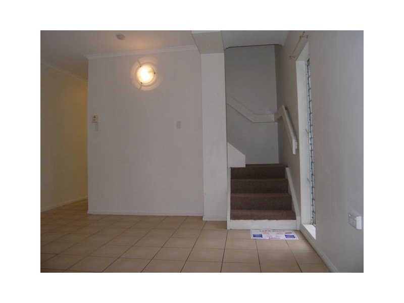 3/108 Wistaria, Holloways Beach QLD 4878