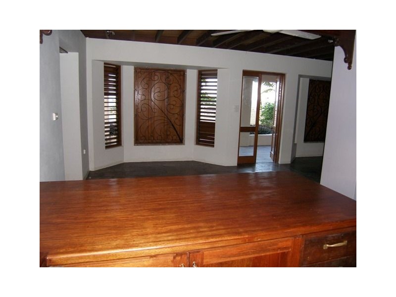 157 O’Shea Esplanade, Machans Beach QLD 4878