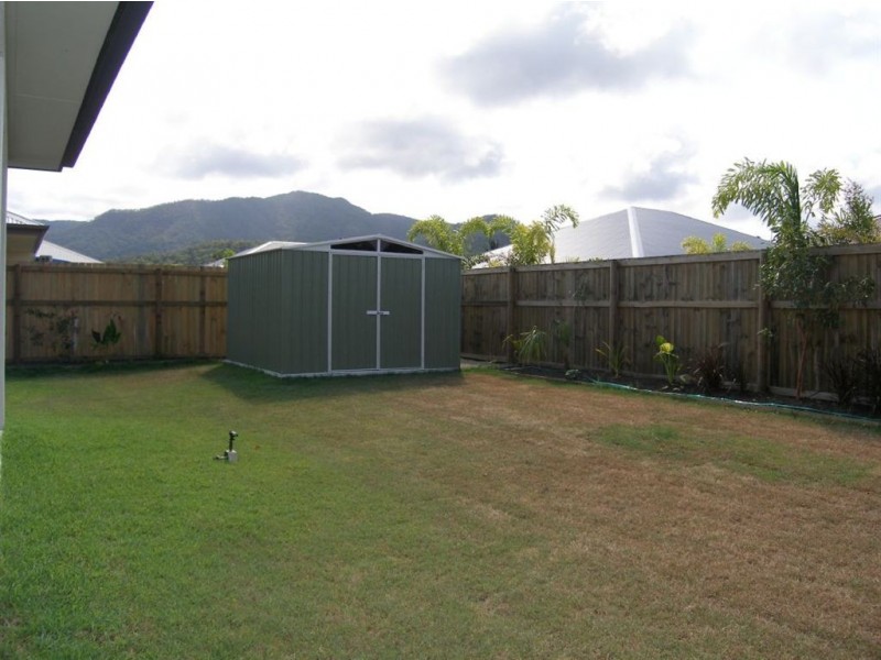 12 Moojeeba Way, Trinity Park QLD 4879