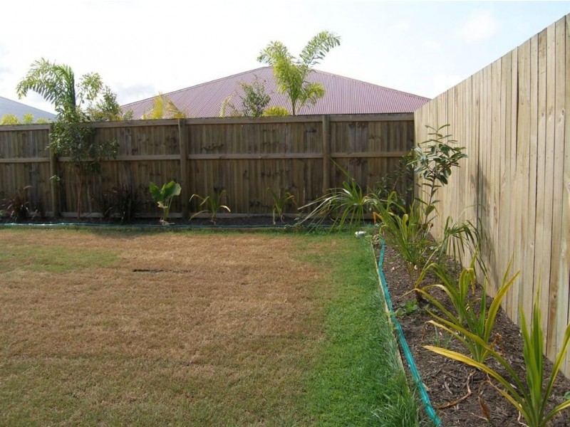 12 Moojeeba Way, Trinity Park QLD 4879