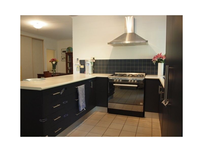 44 Baronia Crescent, Holloways Beach QLD 4878