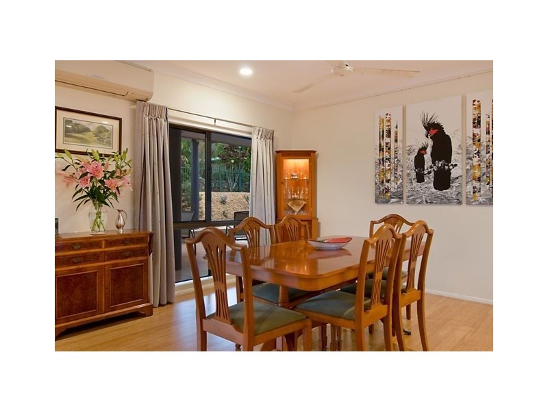195 Harvey Road, Redlynch QLD 4870