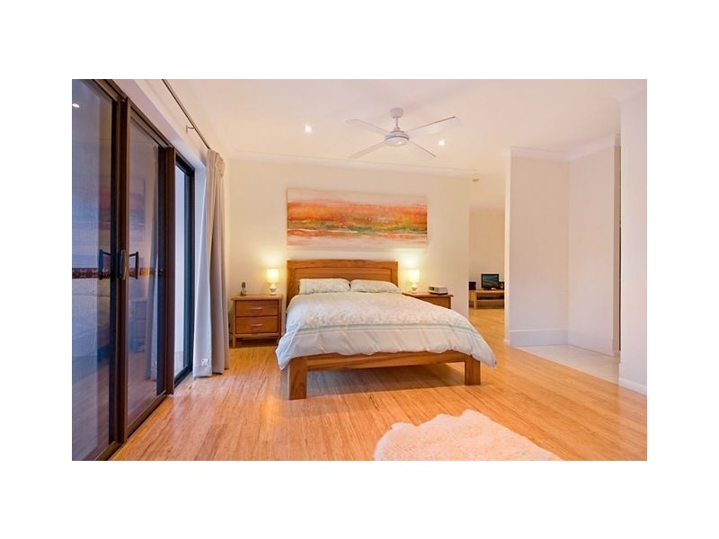 195 Harvey Road, Redlynch QLD 4870